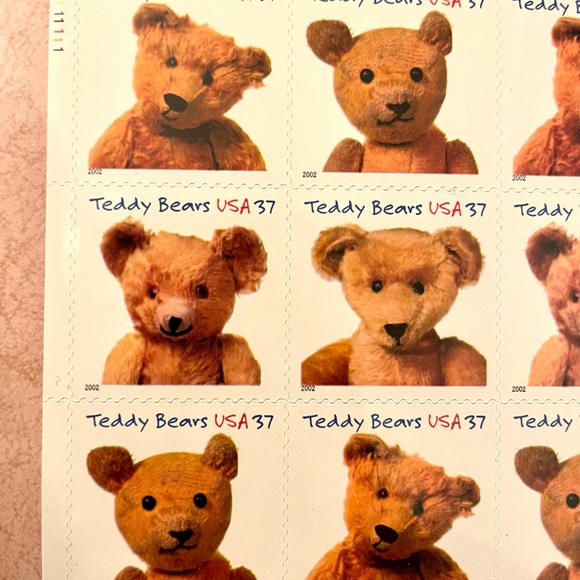 Sheet of Gund Bear USPS Postage Stamps - Picture 5 of 9